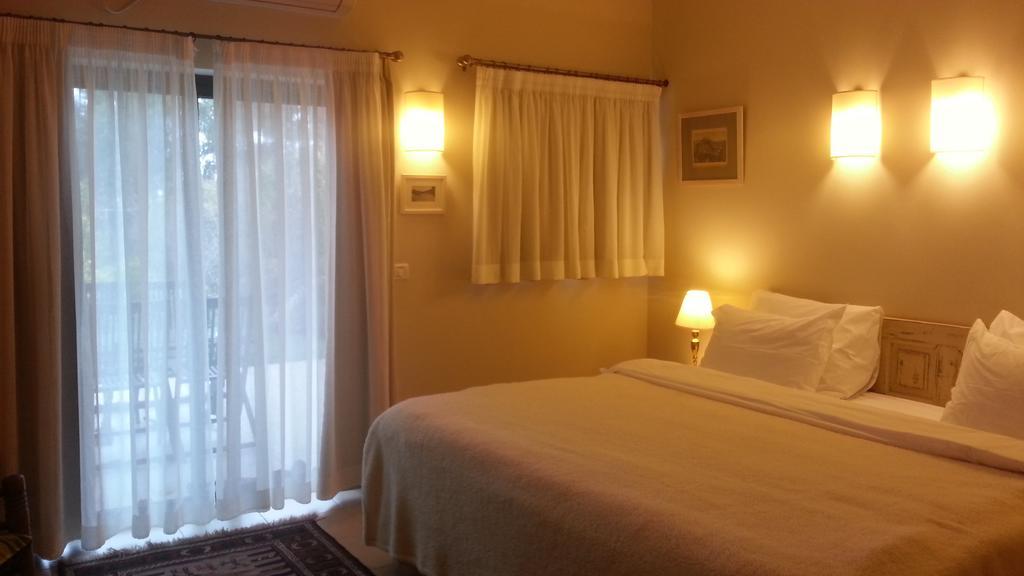 Shulamit Yard Hotel Rosh Pinna Bilik gambar