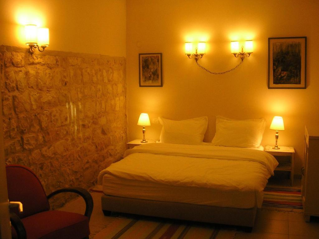 Shulamit Yard Hotel Rosh Pinna Bilik gambar